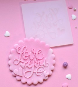 Stempel do masy cukrowej Love You z serduszkami