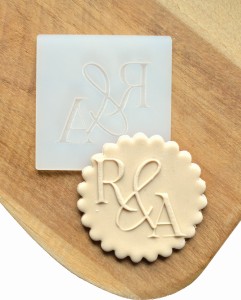 Stempel do masy cukrowej  personalizowany dowolne inicjały