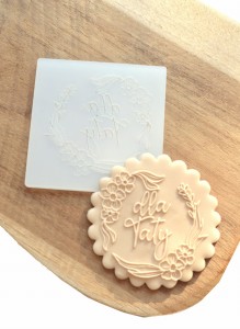 Stempel do masy cukrowej dla Taty w wianuszku