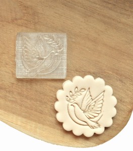 Stempel do masy cukrowej grawerowany gołębica